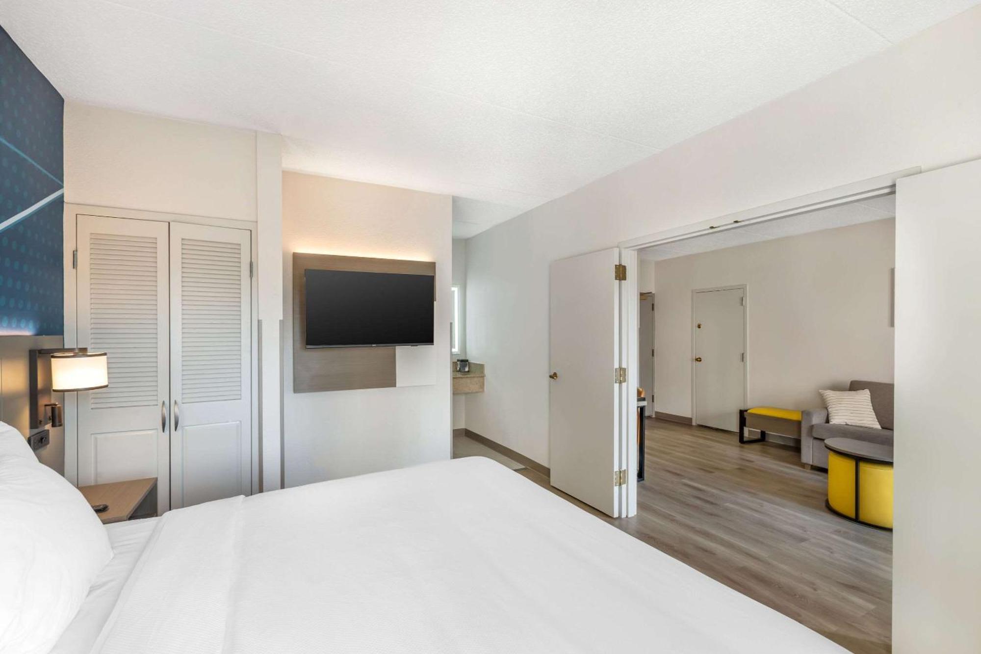 Comfort Inn & Suites Arlington Heights - Buffalo Grove Extérieur photo