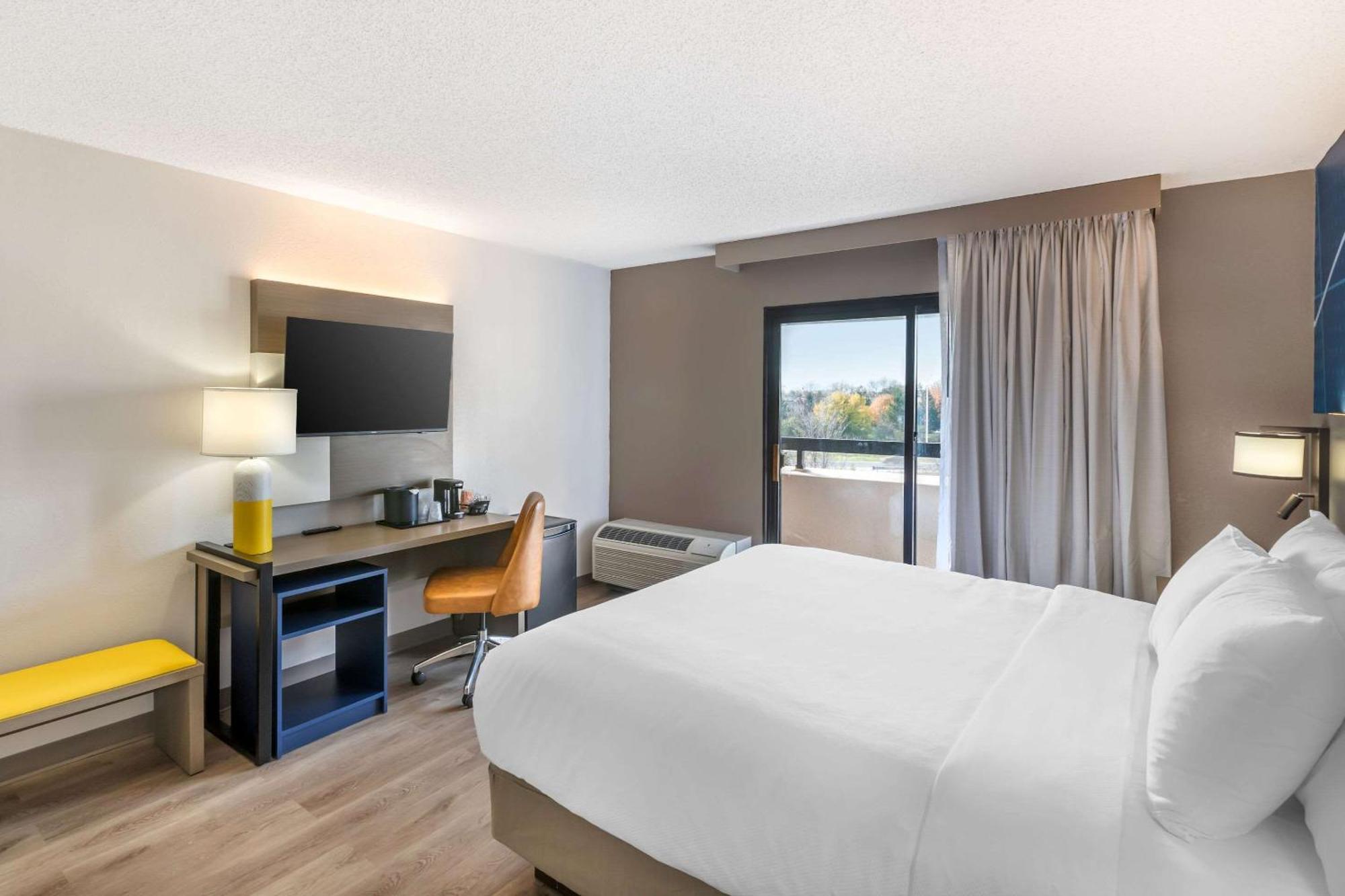 Comfort Inn & Suites Arlington Heights - Buffalo Grove Extérieur photo
